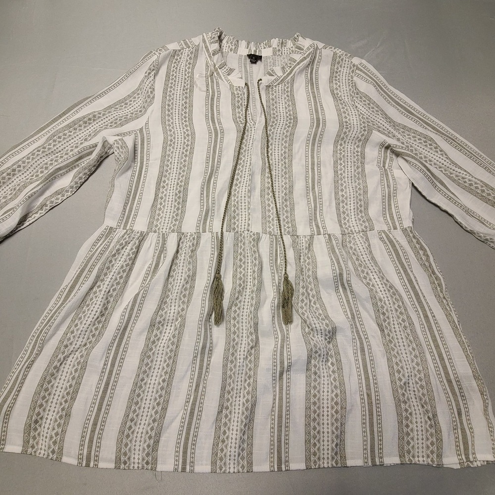 Lee Womens Top XL Peasant Green White Boho‎ Tassles V Neck